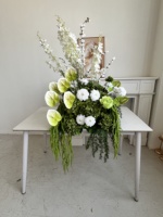 Weiß-Grünes Künstliches Hochzeits-Tischgesteck Seidenrosen-Hortensien-Blumenarrangement für Bankett-Event-Dekoration