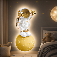 Décoration murale LED Astronaute et Lune en cristal, Art lumineux sur le thème de l'espace pour Chambre d'enfant, Salle de jeux, Hôtel, Intérieurs modernes et ludiques