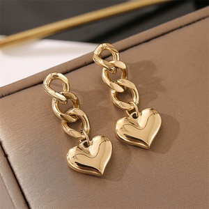 Pendientes de Aro de Acero Inoxidable Chapados en Oro de 18K, con Colgante de Corazón y Cadena Larga, Unisex, Nuevo Modelo - Product Image 4