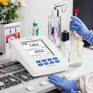 Nouvel instrument de mesure double canal de qualité recherche HI5522-01 (pH/ORP/ISE EC/TDS/Salinité/Résistivité) Hanna Instruments avec enregistrement USB, garantie 1 an - Product Image 3
