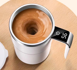 Tasse à café auto-mélangeuse portable la plus populaire, mini mixeur USB sans fil, tasse auto-mélangeuse Jcup, mélange magnétique - Product Image 1