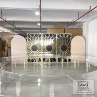 Table Serpentine en Cristal Transparent Acrylique Fantôme Mariée de Luxe pour Salon Extérieur ou Appartement-Production en Usine