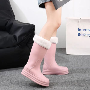 <span class=keywords><strong>Botas</strong></span> <span class=keywords><strong>de</strong></span> lluvia <span class=keywords><strong>de</strong></span> diseñador <span class=keywords><strong>de</strong></span> PVC para <span class=keywords><strong>mujer</strong></span>, <span class=keywords><strong>botas</strong></span> altas cálidas <span class=keywords><strong>de</strong></span> felpa impermeables, venta al por mayor, antideslizantes, <span class=keywords><strong>de</strong></span> moda para mujeres y damas - Product Image 5