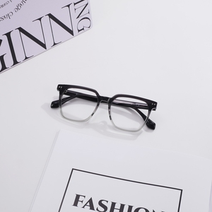 Monturas de Gafas de Acetato Hechas a Mano de Lujo, Gafas de Diseño con Gradiente Gris Cuadrado, Listas para Recetar - Product Image 4