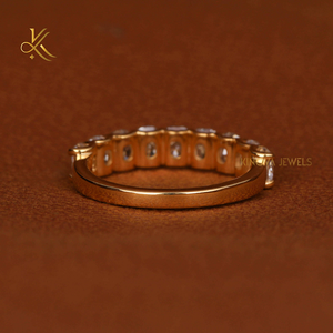 Exquisito anillo de boda de diamantes cultivados en laboratorio con brillo brillante que simboliza el amor eterno, anillo perfecto para parejas, amor atemporal - Product Image 5