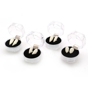 BOÎTE Horrible Clown Amusant Robe <span class=keywords><strong>Vampire</strong></span> Dents <span class=keywords><strong>de</strong></span> Prothèse Fête D'halloween Zombie Prothèses Dentaires Accessoires Cosplay Diable Crocs Dents Grillz - Product Image 4