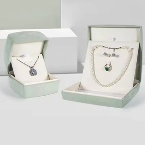 Elegante caja de anillo de boda de terciopelo gris de lujo, traje de siete piezas, contenedor de joyería de lujo para suministros de regalo - Product Image 1
