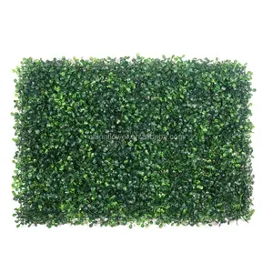 FC1102 סיטונאי מלאכותי אנכי ירוק דשא קיר תאשור גידור למכירה