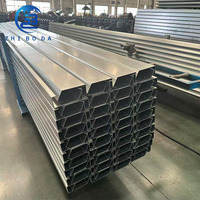 Gouttière de drainage solaire adaptable pour extérieur, fabrication soignée, pour différents projets de production d'énergie photovoltaïque