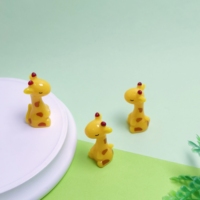 100 miniatures de girafes en résine, figurines d'animaux mignonnes pour micro-paysagisme, modèles de décoration intérieure DIY, ornements de fée artisanaux
