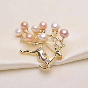 Broche en perles d'eau douce de haute qualité Tilian, cerf en or, zircon, fleur de poitrine, mode coréenne, boucle pour manteau, veste, écharpe - Product Image 3