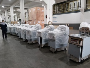 Friteuse à gaz OFG-H126 de haute qualité en acier inoxydable pour poulet / friteuse professionnelle pour remorque alimentaire avec système de filtration d'huile - Product Image 6