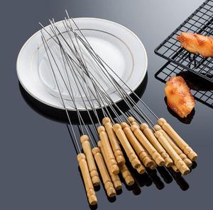 Ustensiles de cuisine 10 pièces Brochettes de barbecue en <span class=keywords><strong>bois</strong></span> Brochettes à viande Shish Kebab Brochettes en <span class=keywords><strong>bois</strong></span> naturel avec manche en <span class=keywords><strong>bois</strong></span> pour accessoires de barbecue - Product Image 5