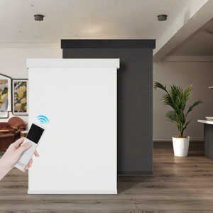 ม่านม้วนไฟฟ้าแบบกันแสงในห้องพักโรงแรม สีดำ ระบบ Google Zigbee พลังงานแสงอาทิตย์ มอเตอร์ในตัว ผ้าม่านแนวตั้ง - Product Image 3