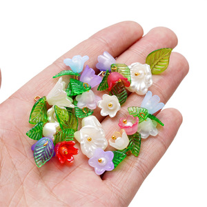 Pendentif en acrylique fleur et feuille, accessoires de bijoux DIY, 8 couleurs, style nature, chaîne de téléphone portable, décorations de sac - Product Image 3