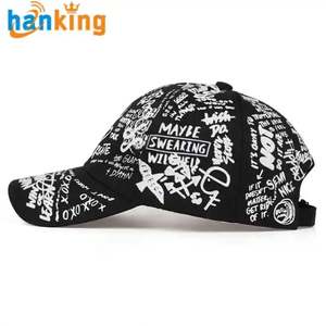 Gorra de Béisbol de Mezclilla con Estampado de Grafiti Deportivo para Hombre y Mujer, Estilo Casual, Color Negro, con Visera Curva, Modelo J0080 - Product Image 4