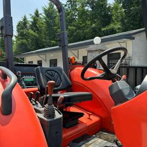 <span class=keywords><strong>รถ</strong></span>แทรกเตอร์ล้อยาง M704 4WD อุปกรณ์การเกษตร ขายส่ง ใช้แล้ว ซื้อเลย คุณภาพดี <span class=keywords><strong>ราคา</strong></span>ถูก สำหรับ<span class=keywords><strong>รถ</strong></span>แทรกเตอร์มือ<span class=keywords><strong>สอง</strong></span> - Product Image 4