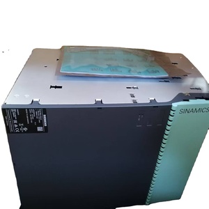 Module de commande de moteur CC 6SL3120-1TE31-3AA3 S120 SINGLE MOMO 3AC 400V 132A INT - Product Image 1