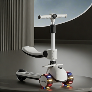 Trottinette pliable pour enfants, garçons et filles, <span class=keywords><strong>avec</strong></span> lumières musicales clignotantes, jouet de voiture à roulettes, trottinette à <span class=keywords><strong>assise</strong></span> - Product Image 3