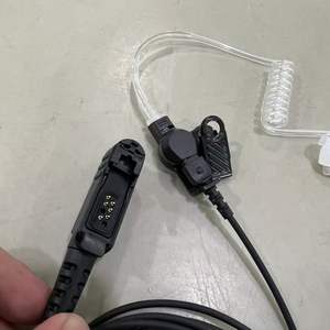 Écouteur PMLN5727A avec tube acoustique et micro pour Motorola DP2400E, DP2600E, DEP550E, DEP570E, XPR3300E, XPR3500E - Product Image 5