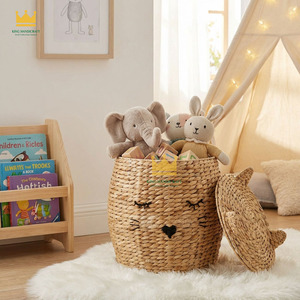 Panier de rangement en rotin, design visage de chat, forme ronde, style dessin animé, pour chambre d'enfant, prix usine - Product Image 3