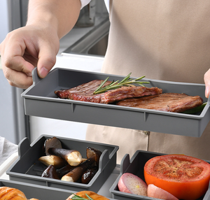 4PCS Séparateurs <span class=keywords><strong>de</strong></span> plaques <span class=keywords><strong>de</strong></span> cuisson en silicone <span class=keywords><strong>de</strong></span> qualité alimentaire avec poignées robustes et résistantes à la chaleur Plateau en silicone réutilisable pour les repas - Product Image 4
