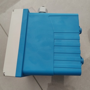 Medidor de pH Endress Hauser E+H Liquiline M CM42 CM42-MAB601EAS00 Cm42-iaa010eat00 Endress Cm42-iaa010eat00 Liquiline Cm442 Cm442-3p - Product Image 3