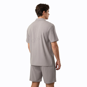 Ensemble chemise et short décontracté pour <span class=keywords><strong>homme</strong></span>, en tissu respirant tissé, avec logo personnalisé, pour l'été, <span class=keywords><strong>tenue</strong></span> de vacances, coupe décontractée style côtier, vente en gros OEM - Product Image 2