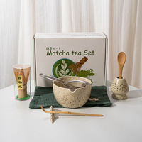 Coffret Cadeau Astief : Bol à Matcha en Céramique avec Bec Verseur, Fouet en Bambou et Support pour Fouet, Kit Complet pour Thé Matcha