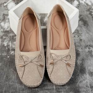 Mocassins plats beiges à bout pointu pour femmes, chaussures décontractées style ballerine à semelle légère, confortables et faciles à enfiler - Product Image 5