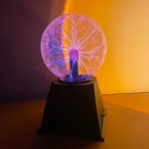 ハロウィーンの装飾のための5インチサウンドコントロールプラズマグローブマジックライトニングガラスボールプラズマライト