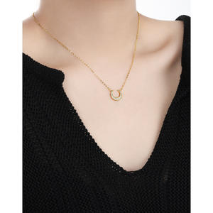 <span class=keywords><strong>Collier</strong></span> en argent pur S925 pour femmes, design de <span class=keywords><strong>lune</strong></span> inversée en diamant, é<span class=keywords><strong>l</strong></span>égant et haut de gamme - Product Image 3