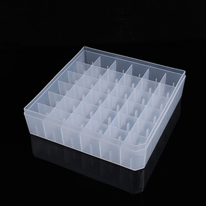Boîte de cryopréparation en plastique Hisamori à 36 compartiments pour le stockage d'échantillons de laboratoire, capacité de 5 ml - Product Image 4