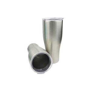 24oz 28oz Doppelwandiger Metall Edelstahl Thermobecher Reisebecher mit Individuellem Logo - Product Image 4
