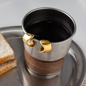 Pendientes de Aro Geométricos de Acero Inoxidable con Baño de Oro de 18K para Uso Diario - Product Image 2