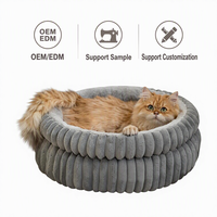 Lit pour chat OEM/ODM Deep Sleep Donut, coussin rond en fausse fourrure, confortable et chaud, avec rebord haut, lavable en machine, base antidérapante