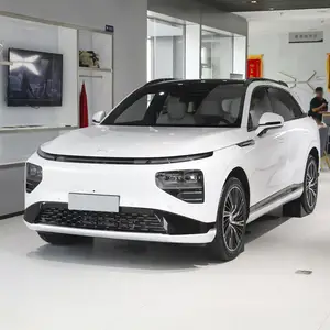 Bom Preço China Família SUV 5 Lugares Adultos 4x4 Carros Elétricos Inteligentes 650 km Alcance Xpeng G9