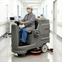 Autolaveuse autoportée M6 ergonomique à commande par engrenages, avec brosse à double disque, pour entrepôt