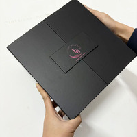 Boîte cadeau de luxe pour perruques noires avec ruban et satin, logo personnalisé, vêtements, t-shirt, robe, pantalon, boîte d'emballage pour extensions de cheveux