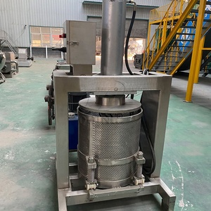 Machine à presser hydraulique pour la fabrication <span class=keywords><strong>de</strong></span> tubercules <span class=keywords><strong>de</strong></span> <span class=keywords><strong>manioc</strong></span>, grande capacité, facile à utiliser, équipement <span class=keywords><strong>de</strong></span> fabrication <span class=keywords><strong>de</strong></span> <span class=keywords><strong>gari</strong></span> à partir <span class=keywords><strong>de</strong></span> racines <span class=keywords><strong>de</strong></span> <span class=keywords><strong>manioc</strong></span> - Product Image 2