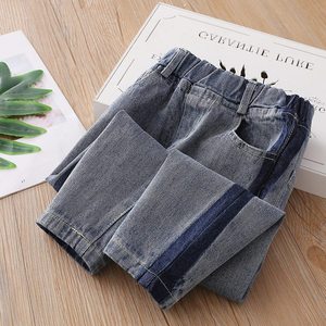 Pantalon en jean décontracté brodé pour filles, en polyester/coton, style coréen, importé de Chine, vente en gros - Product Image 4