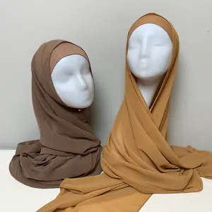 Hijab en mousseline de soie, couleur unie, châles, ensemble d'écharpe pour femmes musulmanes, sous-écharpe de couleur assortie, Hijab avec capuchon intérieur, vente en gros