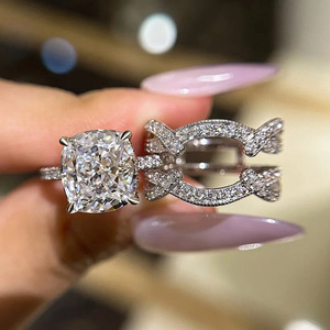 Set di anelli in due pezzi con zirconi quadrati scintillanti per donna, gioielli di lusso per anniversario di matrimonio - Product Image 5