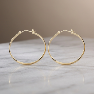 Boucles d'oreilles créoles élégantes modernes Oro Joyeria remplies d'or bijoux classiques personnalisables pour les fêtes plaqué or - Product Image 3