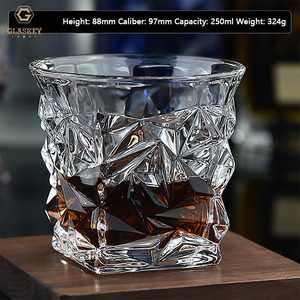 Vasos de whisky de 300 ml hechos a máquina con base pesada, vasos versátiles para bourbon, vasos de roca Rye, vasos de chupito, vasos de cerveza - Product Image 3