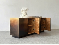 Buffet moderne de luxe léger, design créatif, en laiton et acier inoxydable, dégradé