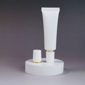 หลอดบีบพลาสติกเปล่าสำหรับครีมทามือ ครีมล้างหน้า ขนาด 10 มล. 20 มล. 30 มล. 50 มล. 100 มล. 120 มล. พร้อมบริการพิมพ์โลโก้ตามสั่ง สำหรับบรรจุภัณฑ์เครื่องสำอาง - Product Image 2