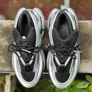 Chaussures de créateur 2026 à lacets pour hommes, baskets de luxe tendance à plateforme pour femmes, chaussures de sport et de course en plein air - Product Image 2