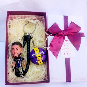 Figurine pendentif de basket-ball avec logo de Thompson, Wade, James, Kobe, Curry, <span class=keywords><strong>Irving</strong></span>, Harden pour cadeau de garçon - Product Image 2