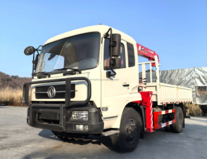 Nouveau <span class=keywords><strong>Produit</strong></span> - Grue à flèche télescopique hydraulique Unic 5 tonnes montée sur camion Dongfeng 4x2 - Camion-grue à vendre - Product Image 3